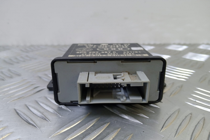 Modul Releu lumini 8P0907357C Audi A6 4F