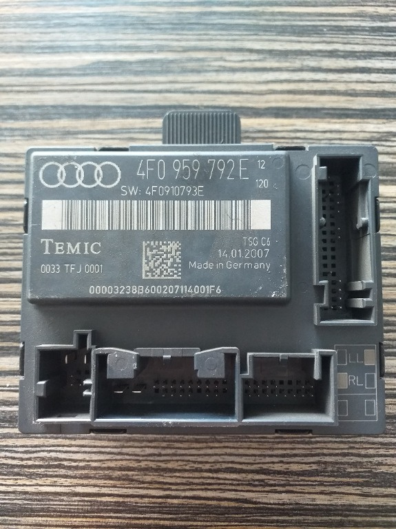 Modul ușă dreapta față Audi A6, an fabricatie 2008, cod. 4F0 959 792 E