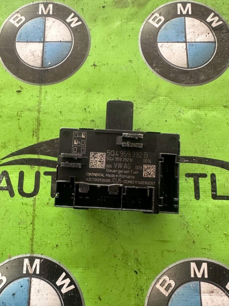 Modul usa dreapta fata Skoda Octavia 3 Combi, cod 