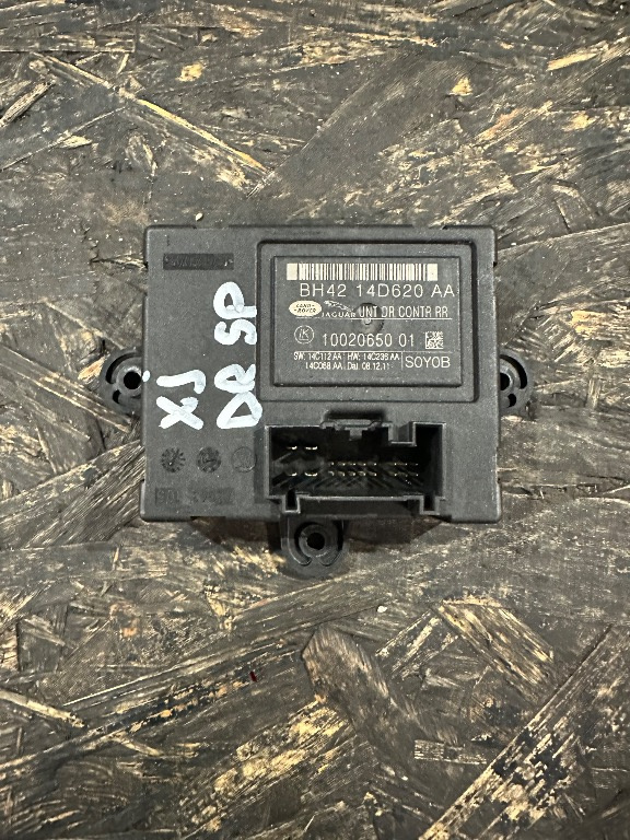 Modul usa dreapta spate BH4214D620AA - imagine 1