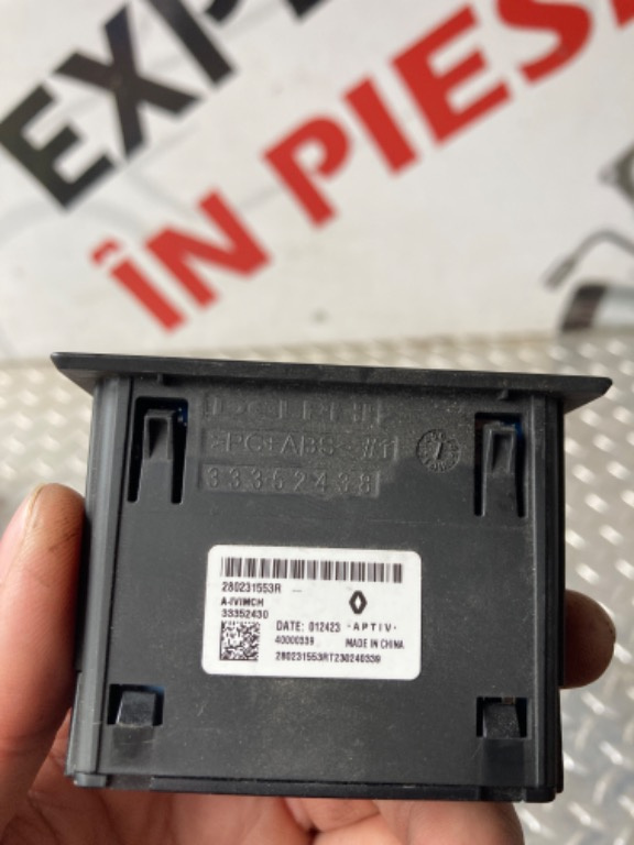 Modul usb Renault Arkana captur 2 an 202