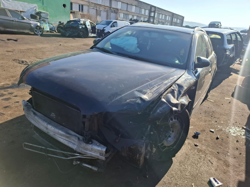 Modul xenon 8p0907357f Audi A4 B7 [2004 
