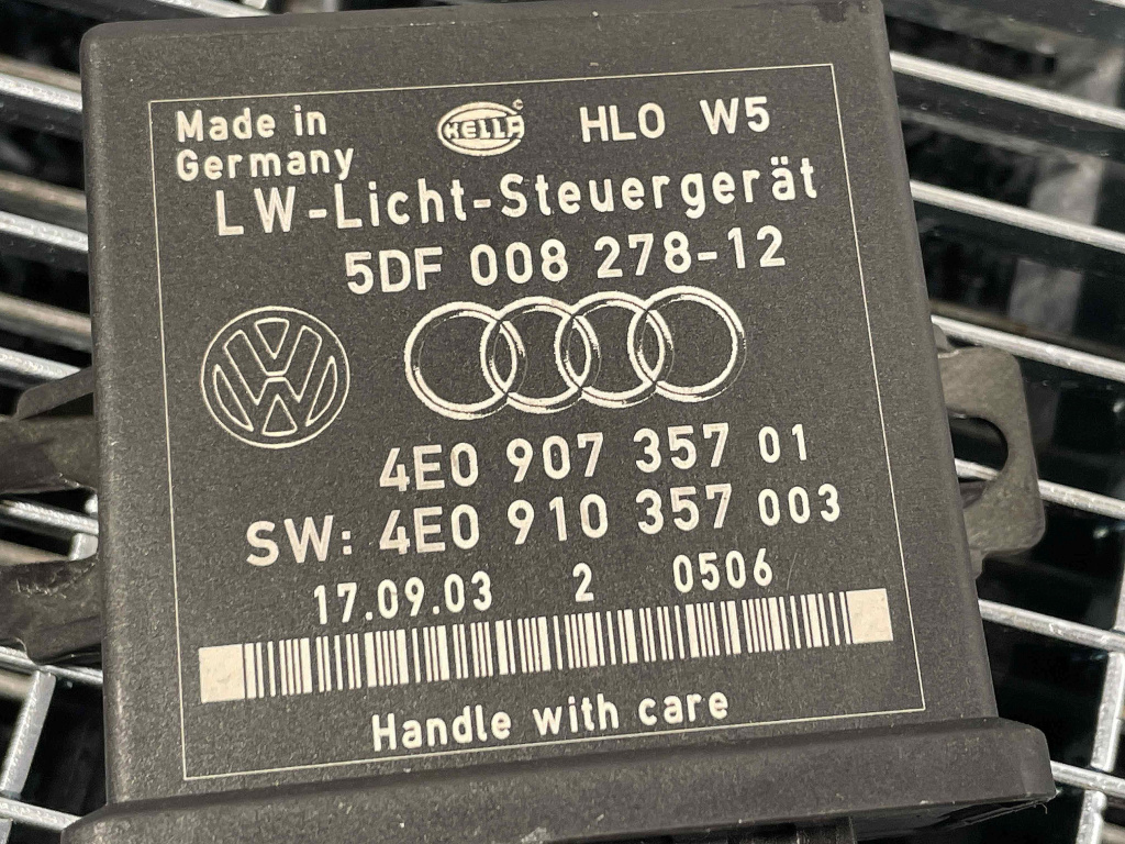 MODUL XENON AUDI A8 A8 - - (2002 2005)
