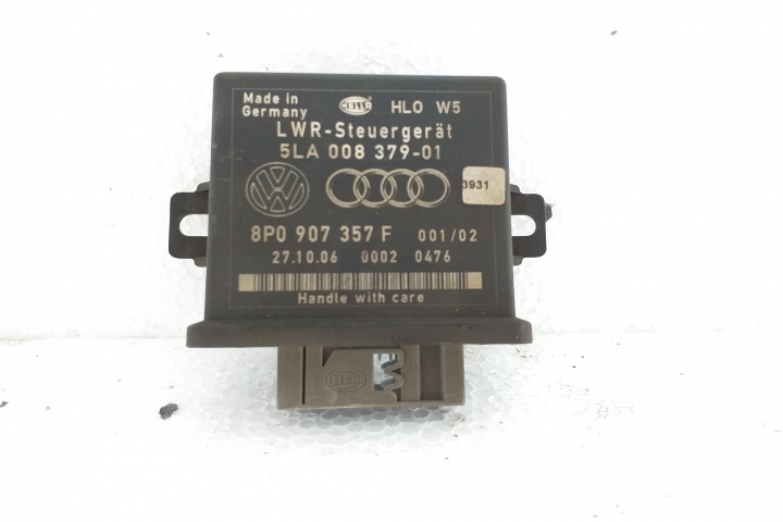 Modul xenon Calculator xenon 8P0907357F C221L1 8P0