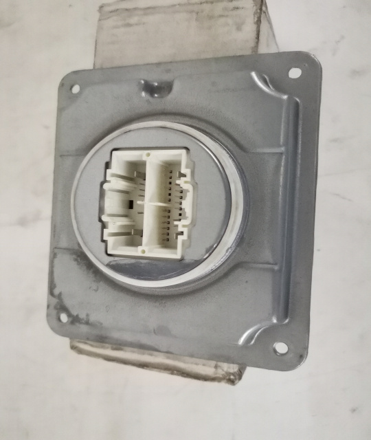 Modul Xenon Calculator Xenon Original In Stare Buna Droser Volkswagen VW Amarok 1 (facelift) 2016 2017 2018 2019 2020 ML3A13B626AB
