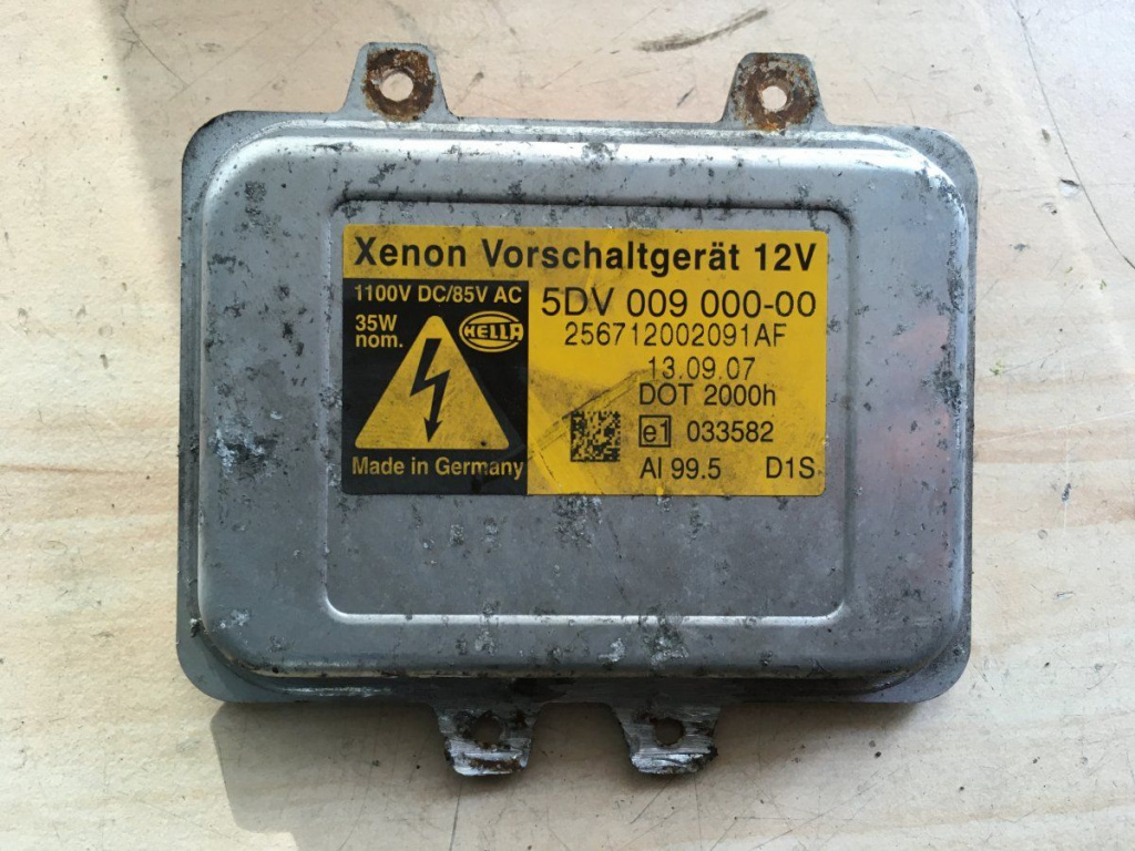 Modul xenon, Skoda Superb II Combi (3T5) cod: 5DV009000