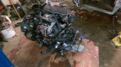 Motor 1.4 HDI 8HX 68 Peuheot 206 an 2005