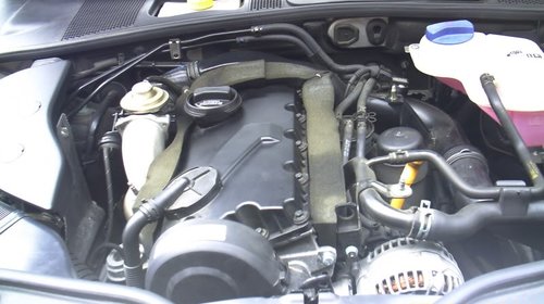 Motor Audi A4 B6 1.9 tdi AWX