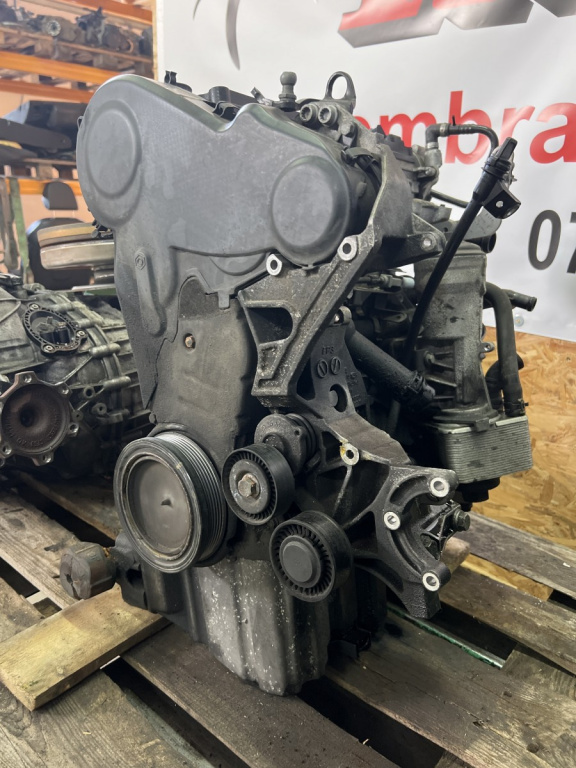 Motor Audi A4 B8 Sedan 2.0 TDI DPF Multi