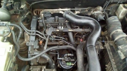 Motor citroen c5 2.0 hdi an 2005