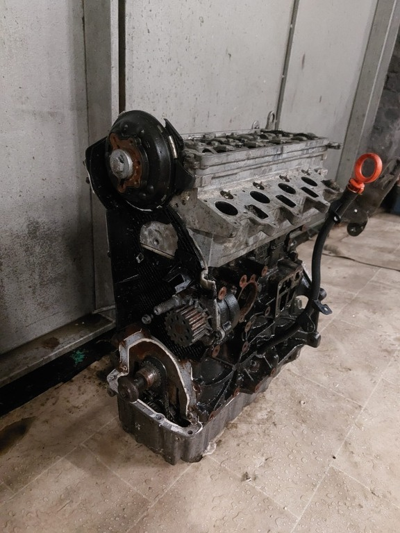 Motor complet 2.0TDI CFHB CFH CFHA CFHC CFHD CFHE CFHFEuro 5 Volkswagen Passat Golf Leon Octavia A3 - imagine 3