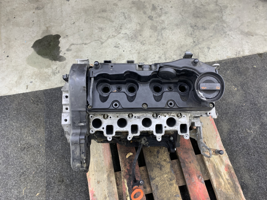 Motor complet vw cffb noi si sh de vanzare - TU alegi prețul!