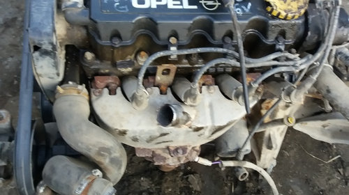 Motor complet fără accesorii (Opel astra F benzina 1.6-16 valve break an 1995-1999 astra F)