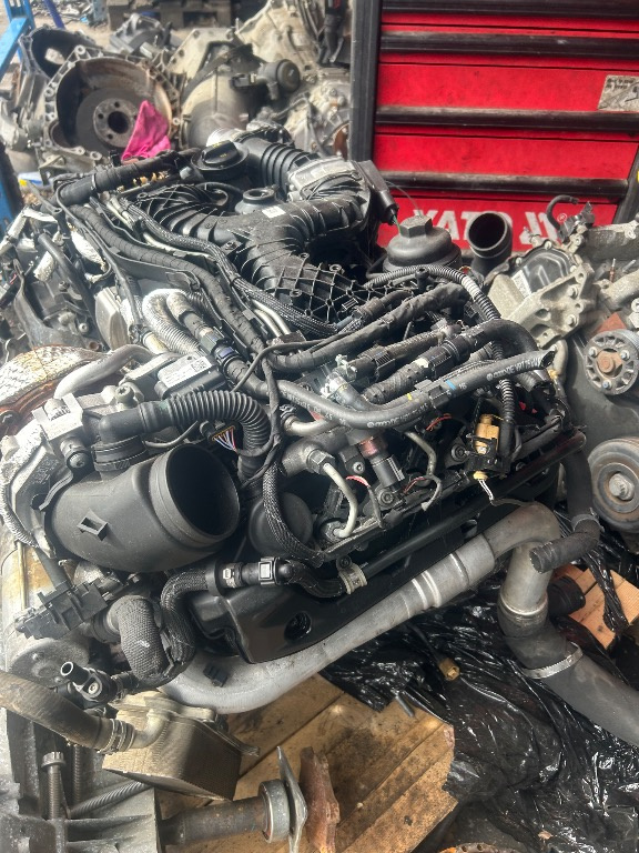 Motor complet fără anexe A6 C7 / A7 3.