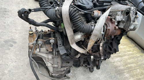 Motor complet fără anexe Opel Vivaro 2.0 DCI M9R780 2010
