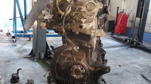 Motor complet fara accesorii Renault Laguna 2 2.0i An 2004