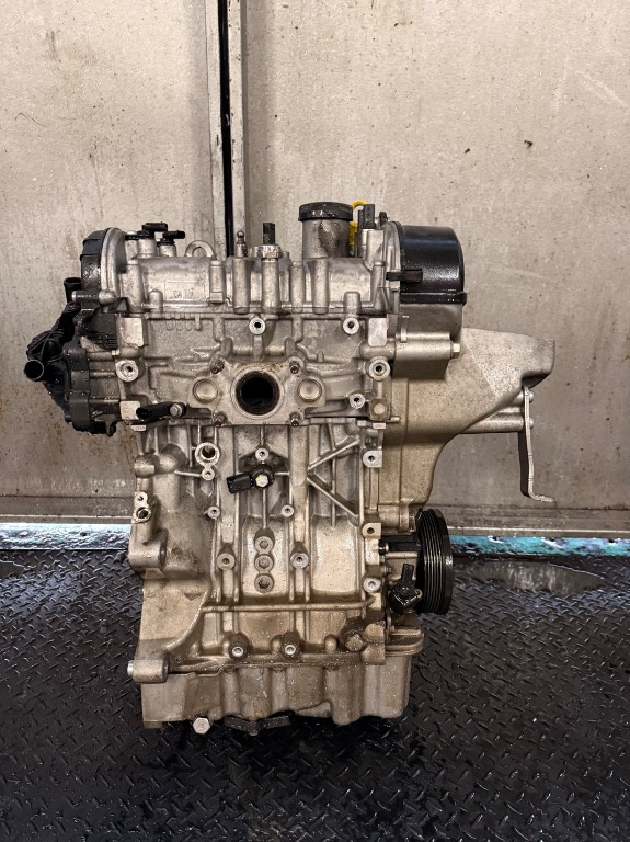 Motor Complet fara anexe 1.0TSI DKL Fabia 3 Rapid Octavia 3 / Polo 6R 6C Golf 7 Up! / Ibiza 4 Leon 3 / Audi A1 - imagine 1
