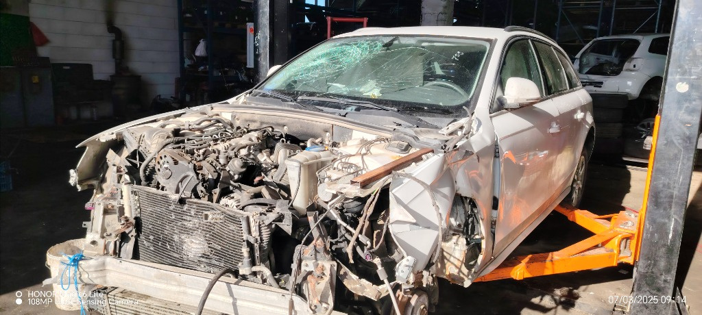 Motor complet fara anexe Audi A4 B8 2009
