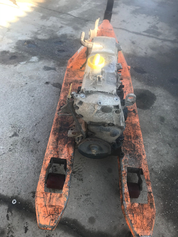 Motor complet fara anexe dacia logan 1 1