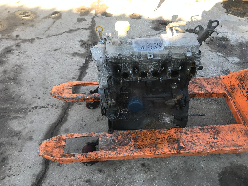 Motor complet fara anexe dacia logan 1 1