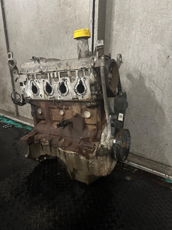 Motor complet fara anexe Dacia Logan Dacia Sandero 1.4 - imagine 3