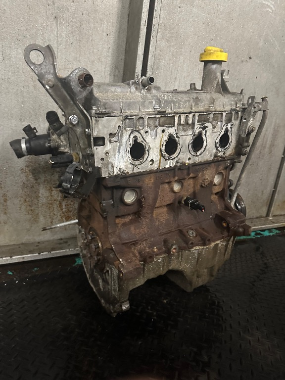 Motor complet fara anexe Dacia Logan Dacia Sandero 1.4 - imagine 2