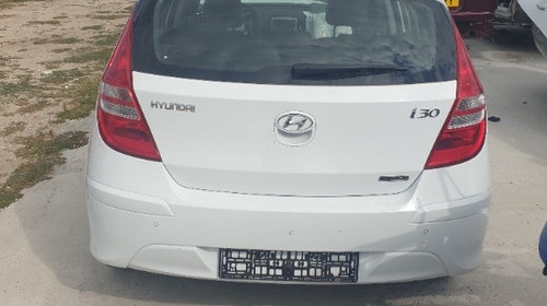Motor complet fara anexe Hyundai i30 2011 Hatchback 1.6 CRDi