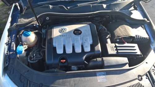 Motor complet fara anexe VW Passat B6 2008 BERLINA 2.0 TDI