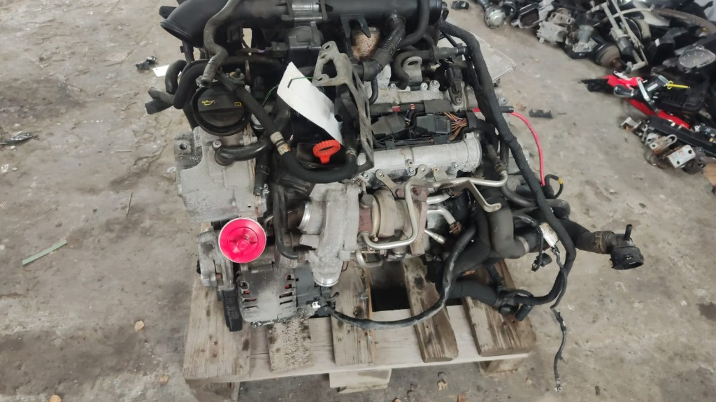 Motor complet fara anexe Vw Passat B7 1.