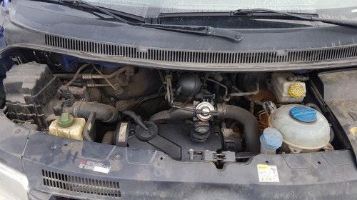 Motor complet fara anexe VW T5 2005 AUTOUTILITARA 1.9