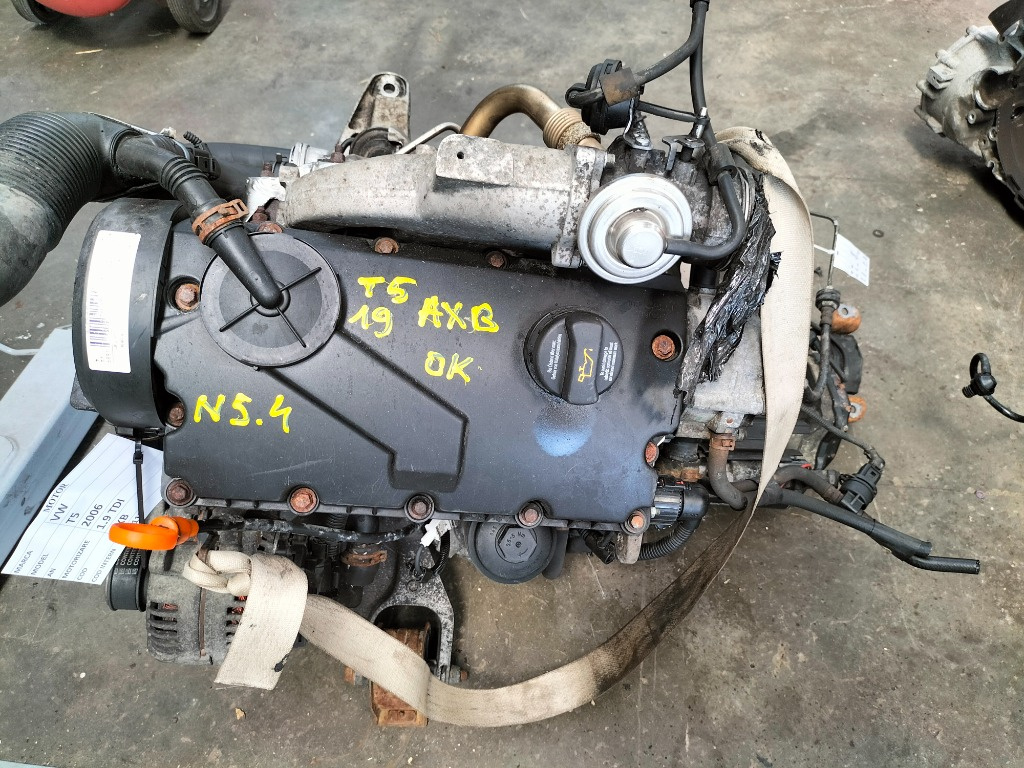 Motor fără anexe VW T5, 2007, 1.9 TDi, cod motor: AXB