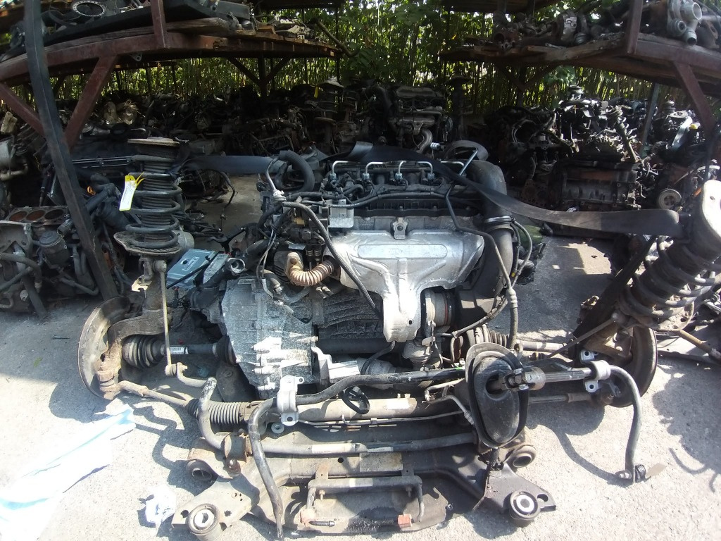 Fara Motor Motor Fara Anexe COD: D5204T3 pentru Volvo S60 S80 XC60 XC70 V60 V70 ...