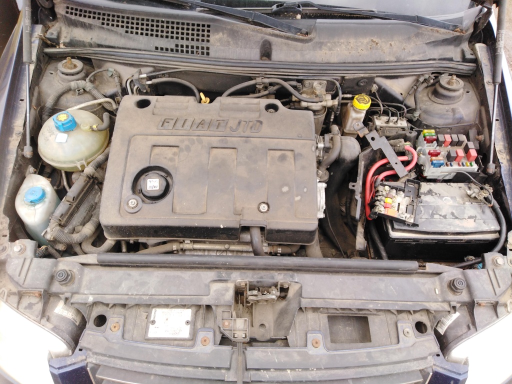 Motor fara anexe Fiat Stilo 1.9 JTD