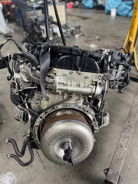 -Motor fara anexe, injectia si galeriile incluse in pret, E-class-2009/2016 ,2.2 cdi euro 5, cod 651924