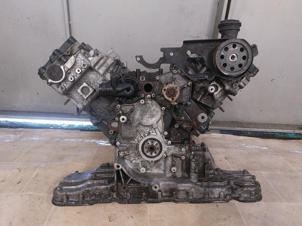 Motor fara anexe Volkswagen 3.0TDI CEX / CEXA Garantie 12-24luni (Orice 3.0TDI Euro 5 CJMA CRCA CRCB) - imagine 2