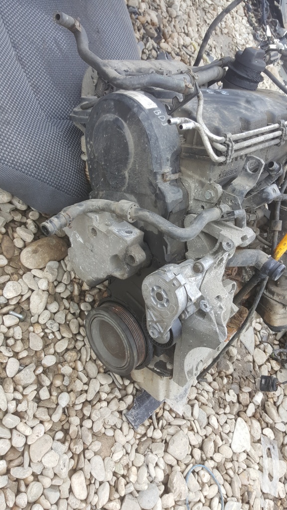 Motor fara anexe vw caddy,2.0sdi,an 2008