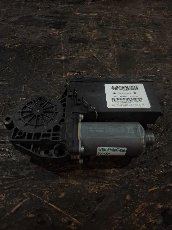 Motor geam electric cu modul Phaeton 3D0959703G - imagine 1