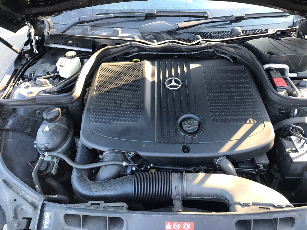 Motor MERCEDES E class C class GLK 2.2 CDI cod motor 651912