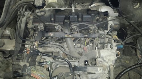 Motor Peugeot 206, an 2002