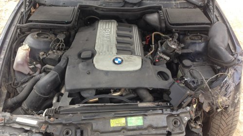 Motor , plansa bord , directie , caroserie BMW E39 525d
