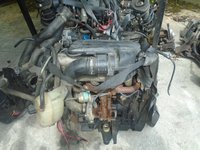 Motor Renault Trafic 1.9 DCI 2007 CU SET INJECTOARE+POMPA INALTA