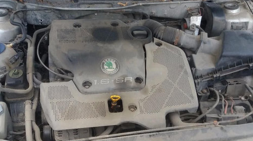 Motor Volkswagen Skoda Octavia 1.6 Benzina