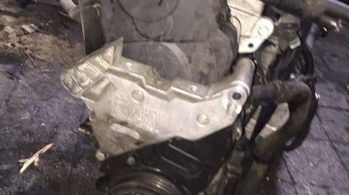 Motor VW 1.9 TDI BLS 105cp 2009