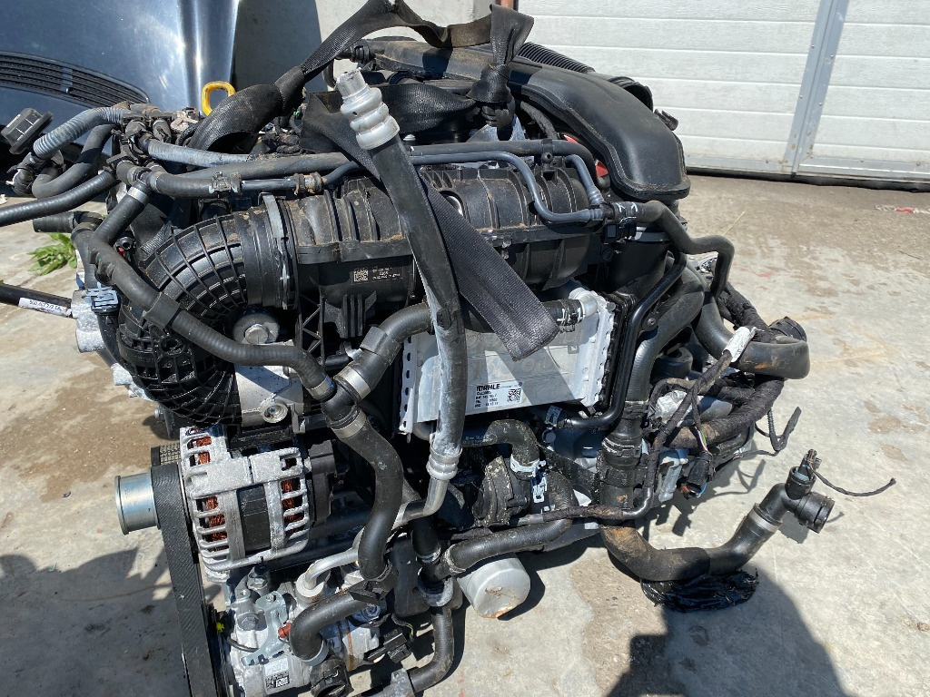Motor VW GOLF 1.5 tsi cod motor DPB