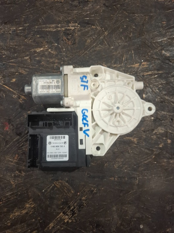 Motoras cu modul 1K0959793J Golf 5 stanga fata - imagine 1