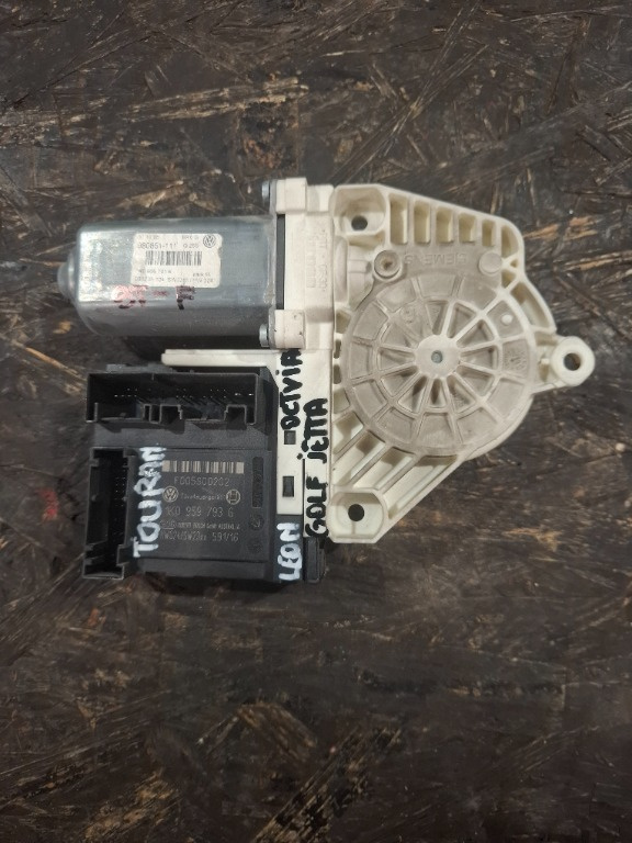 Motoras cu modul Geam electric 1K0959793G stanga fata Leon Octavia Touran Golf Jetta - imagine 1