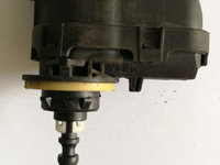 Motoras far Toyota Auris 2007 - 2010 dreapta - stoc