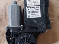 Motoras geam dreapta fata Audi A4  cod produs : 8E1 959 802 G