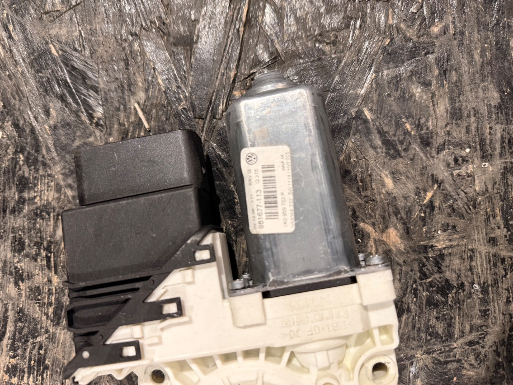 Motoras geam electric dreapta spate Volkswagen Passat B6 - Cod 1K0 959 792 - imagine 3