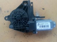 Motoras geam electric stanga fata Skoda Octavia cod 1T0959701AA